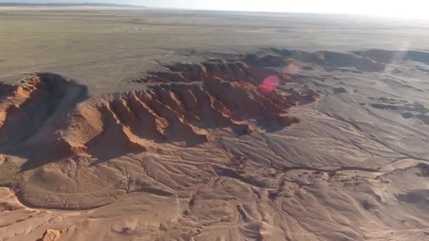 Canyon Gobi Désert Falaises Flamboyantes Vue Aérienne Mongolie Coucher Soleil — Video