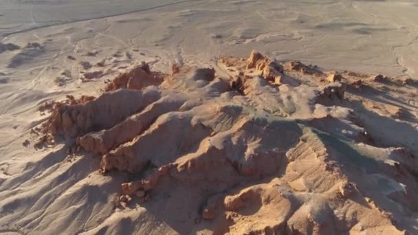 Bayanzag Arkeolojik Alanının Geniş Hava Manzarası Moğolistan Alevli Uçurumları — Stok video