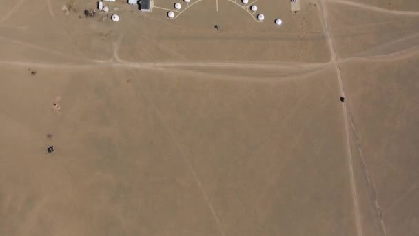 Sorprendente Deserto Yurts Gobi Deserto Mongolia Aereo Drone Shot — Video Stock