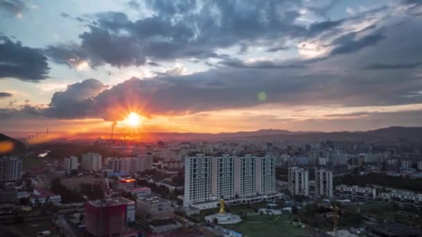 Caducidad Puesta Del Sol Sobre Ulan Bator Mongolia Construcción Paisaje — Vídeos de Stock