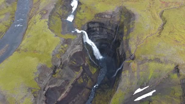 Vista Épica Drone Aéreo Sobre Paisagem Cachoeira Haifoss Islândia Natureza — Vídeo de Stock