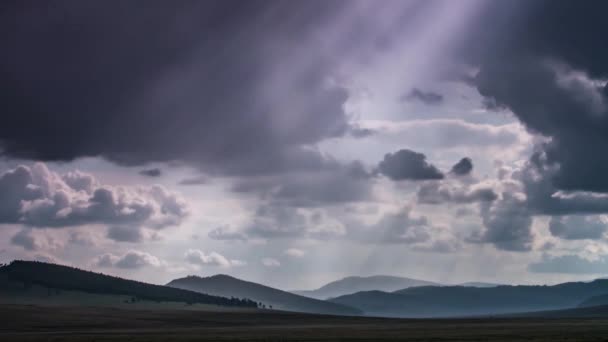 Rayo Luz Solar Través Nubes Interminables Estepas Mongolia Caducidad — Vídeos de Stock