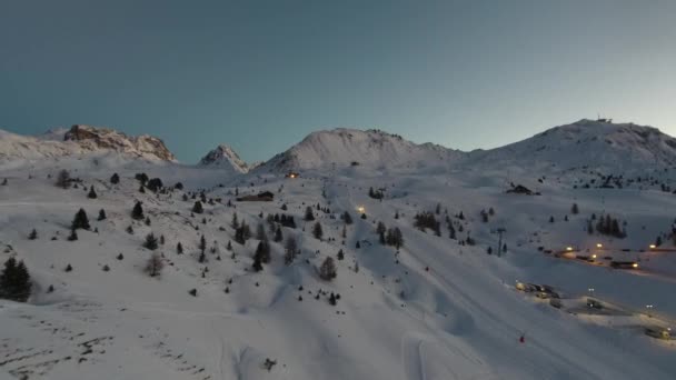 Vista Aérea Drone Área Esqui Plagne Durante Pôr Sol Alpes — Vídeo de Stock