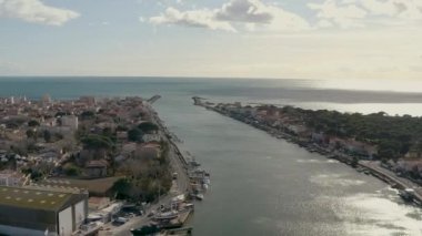 Herault nehri nehir ağzı Akdeniz Grau d 'Agde hava aracı.