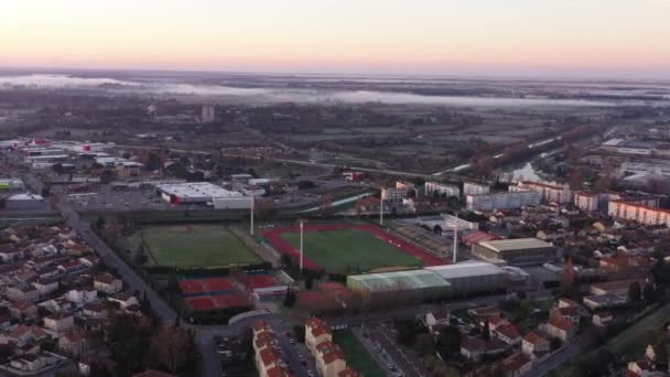 Campos Fútbol Arles Tiro Aéreo Matutino Francia — Vídeos de Stock