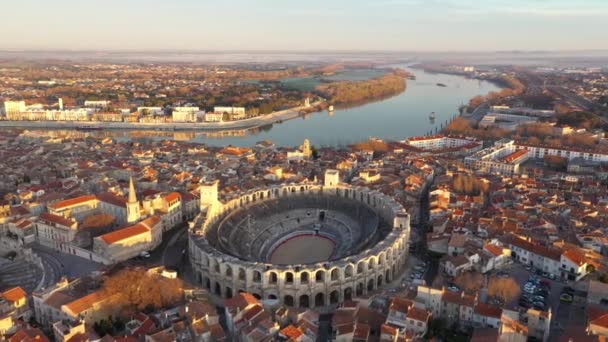 Arles Zuid Franse Stad Amfitheater Uitzicht Zonsopgang Rivier Rhone — Stockvideo