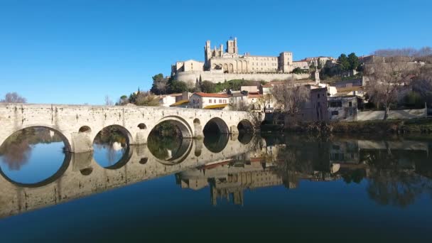 Rivière Orb Pont Vieux Cathédrale Saint Nazaire Bziers Tir Aérien — Video