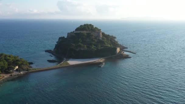 Luchtfoto Van Middellandse Zee Leeg Fort Bregancon Frankrijk — Stockvideo