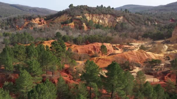 Scénický pohled Colorado provencal Rustrel slavný okrový důl Francie anténa — Stock video