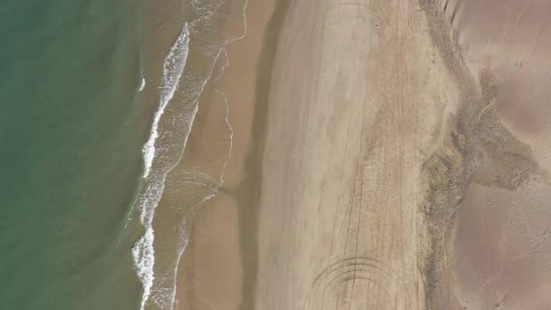 Espiguette Beach Mediterranean Sea Shore Aerial Flight Vertical Top Shot — Stock Video