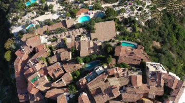 Eze tepe köyü Fransız Riviera Akdeniz havası güneşli gün sineması