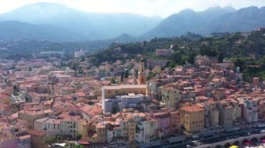 Saint-Michel-Archange Bazilikası Menton, Fransa İncisi