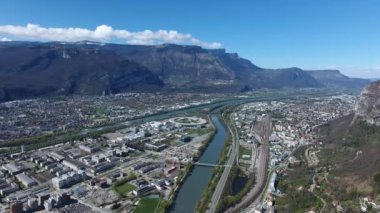 Grenoble 'daki parçacık hızlandırıcı, Avrupa bilim merkezi, Drone hava görüşü