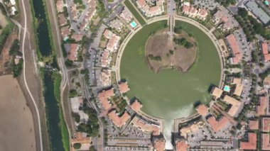 River le Lez ve Port Ariane mahalle havadan çekimleri France Lattes