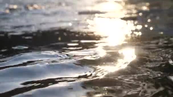 강에서는 아름다운 천천히 됩니다 프랑스의 가까이에서 — 비디오