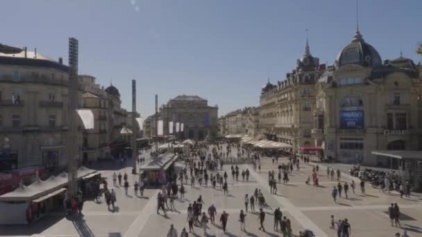 Montpellier place de la comedie day time. — Vídeo de stock