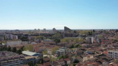 Şehir merkezli Montpellier Güzel Sanatlar Mahallesi üzerinde güzel bir İHA çekimi.