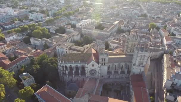 Vista Drone Voando Redor Catedral Montpellier Durante Nascer Sol França — Vídeo de Stock