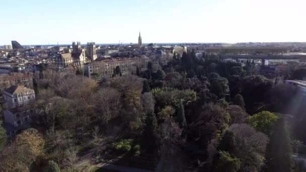 Montpellier jardín botánico vista aérea del dron. Día de invierno — Vídeo de stock