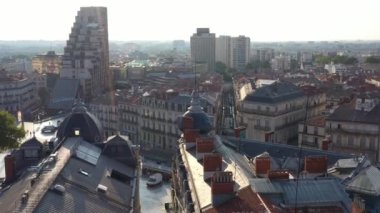 Montpellier 'deki eski komedi alanı arasındaki hava görüntüsü