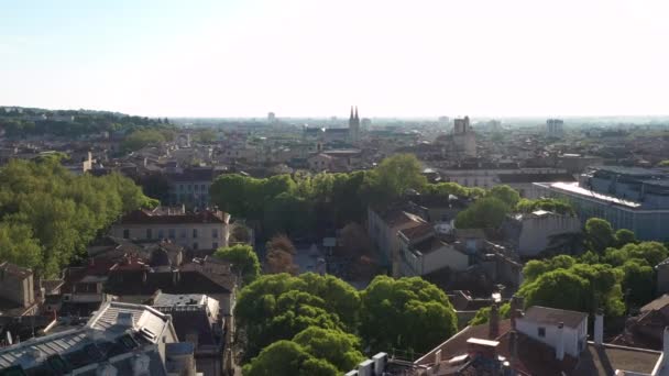 Gyönyörű Reggeli Légi Kilátás Tavaszán Assas Tér Nimes Franciaország Templom — Stock videók