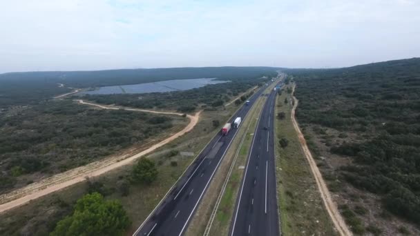 Drone Tourné Dessus Une Autoroute Parc Solaire France — Video