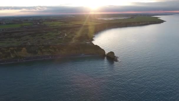 Volare Verso Scogliera Pointe Hoc Dipartimento Normandia Calvados Francia Day — Video Stock