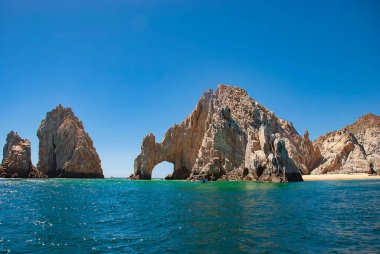 Meksika 'daki Baja California yarımadasının ucundaki Cabo San Lucas Kemeri.