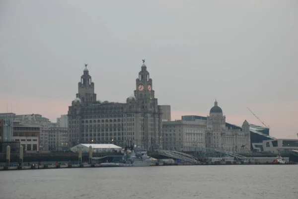 Icónico Edificio Hígado Paseo Marítimo Junto Río Mersey Liverpool Reino — Foto de Stock