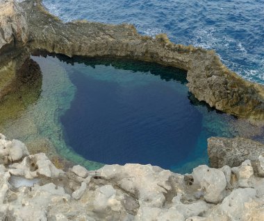 Gozo 'daki Mavi Delik, Malta