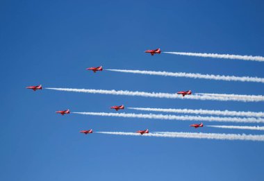 Kırmızı Oklar Kraliyet Hava Kuvvetleri Aerobatik Takımı