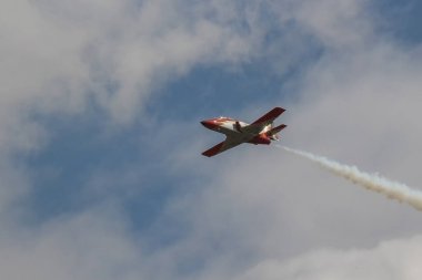 İspanyol Patrulla Guila (Kartal Devriyesi) akrobatik gösteri ekibi