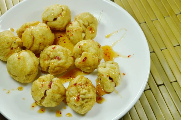 Crispy Fried Fish Ball Dressing Spicy Sweet Sauce Plate — Stock Photo, Image