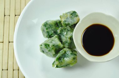  dilim soya sosu ile sarımsak bıçaklamak daldırma hamur buğulanmış Guizhou dolması