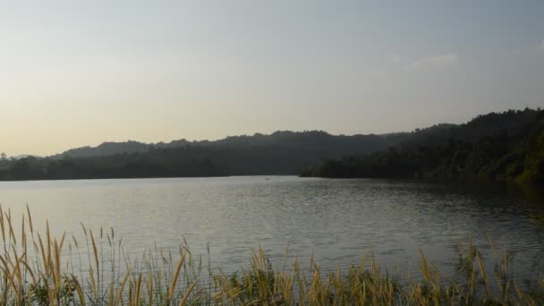 山风景在王邦水库泰国 — 图库视频影像