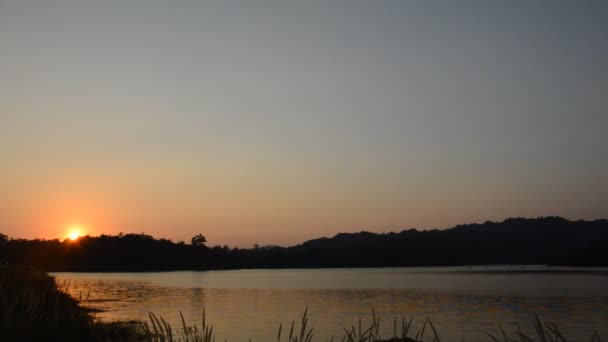 Günbatımı Dağda Wang Bon Reservoir Tayland Peyzaj — Stok video