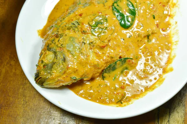 Steamed Mango Fish Dressing Spicy Curry Sauce Plate — Stock Photo, Image