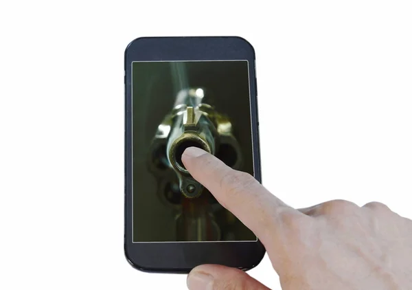 Fingerzeig Auf Handy Touchscreen Und Pistolenschnauze Vor Weißem Hintergrund — Stockfoto