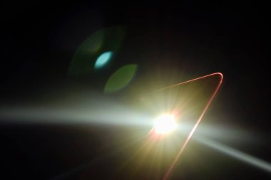  karanlık gece cep telefonu el feneri