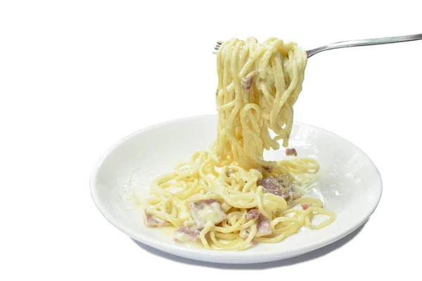 Spaghetti Weiße Sahnesoße Topping Scheibe Schinken Schweinefleisch Gabel Auf Teller — Stockfoto
