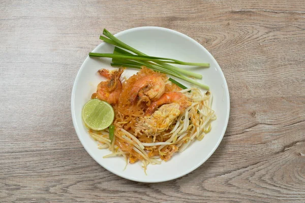 Pad Thai Aduk Mie Nasi Goreng Dengan Udang Dan Telur — Stok Foto