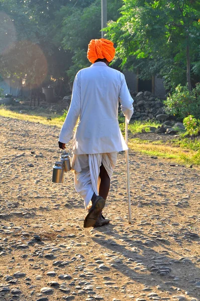 Old Man Suffering His Old Days Alone — Stock Photo, Image