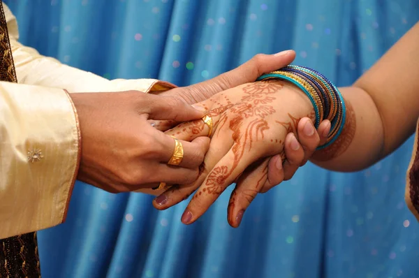 Anillo Bodas Para Una Promesa Compromiso Para Estar Juntos —  Fotos de Stock