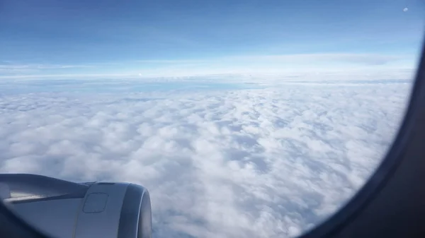 Ventana Avión Con Nube Cielo —  Fotos de Stock