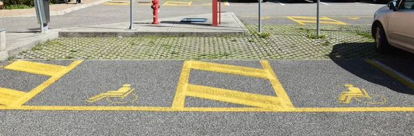 Parking Places Reserved Vehicles Drive Disabled People — Stock Photo, Image