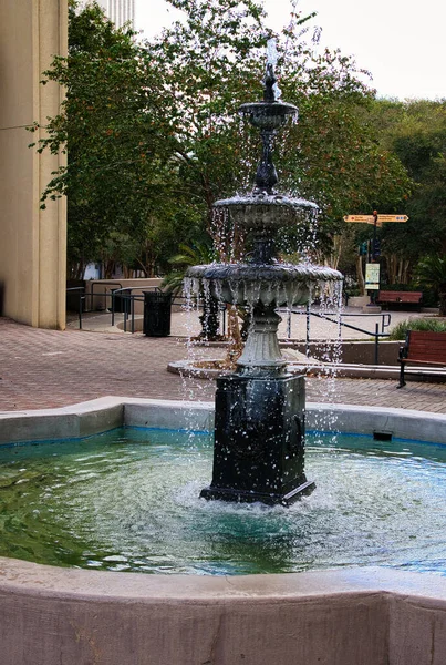 Hermosa Fuente Agua Con Agua Cristalina Ubicada Georgia Del Sur —  Fotos de Stock