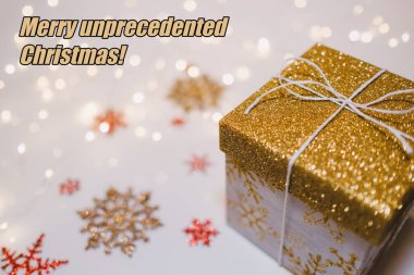 2020 yılı için eşi görülmemiş mutlu noel mesajı hediye, kar tanesi süslemesi ve fotokopi alanı ile birlikte. Yüksek kalite fotoğraf