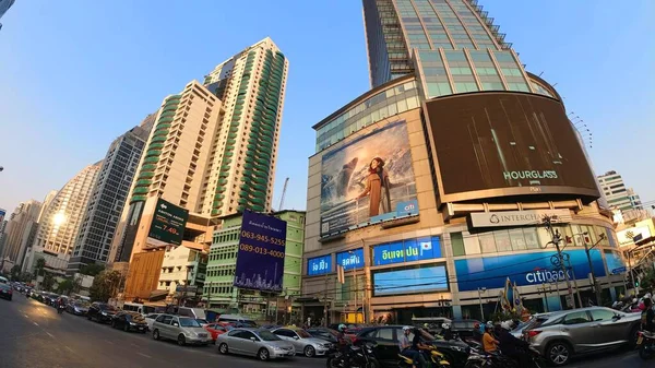 Bangkok Modern Bölgesinde Yürüyün — Stok fotoğraf