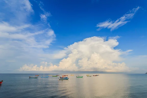 Sandy Beaches Colorful Fishing Boats — Stock Photo, Image