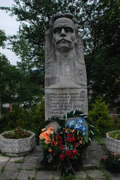 Monument Semyon Rudnev Yaremche July 2011 — Stock Photo, Image